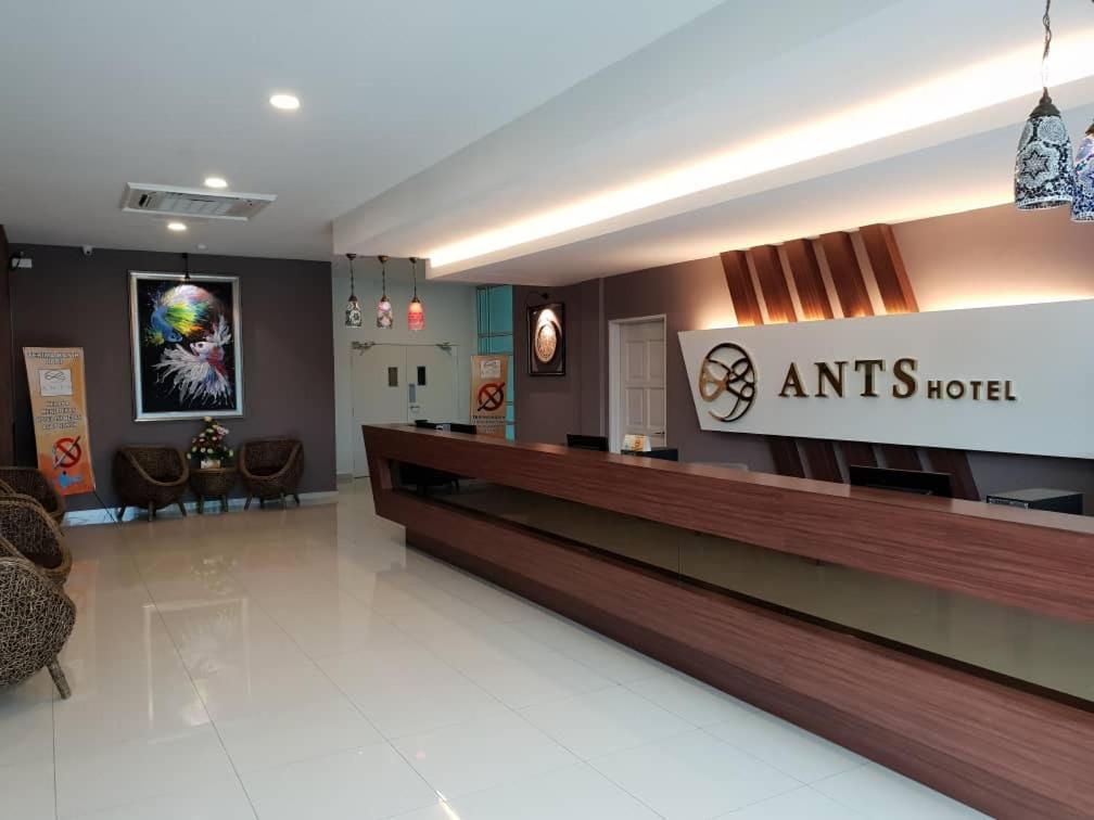Ants Hotel Kangar Exterior foto